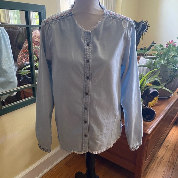 Pepe Jeans Tops - Vintage 90's Pepe Jeans London Women's
Embroidered Denim Shirt Size Large